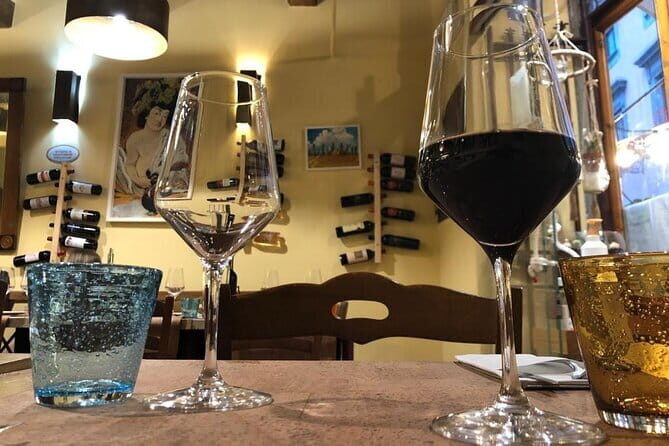Visit Of The Chianti Classico And The Tuscan Countryside - From Piazza della Calza to the first hills of Chianti