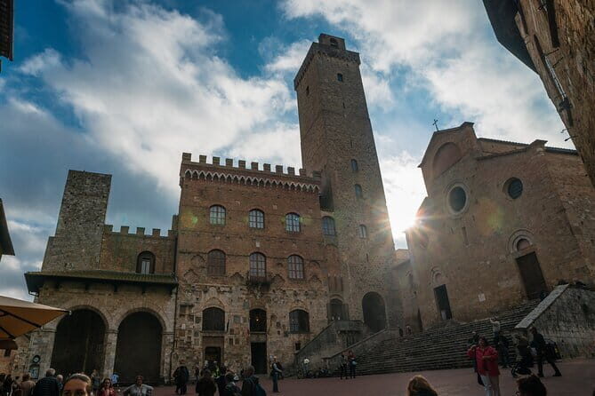 Volterra and San Gimignano: a taste of medieval Tuscany! - Key highlights before you go