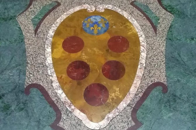 Walking Tour trough Renaissance Secrets in Florence - Piazza della Repubblica to Piazza del Duomo: See the Duomo Zone Like a Local