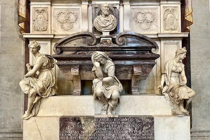 Walking Tour with Wine Tasting in Florence - Palazzo Pitti: the big palace and the Medici household idea