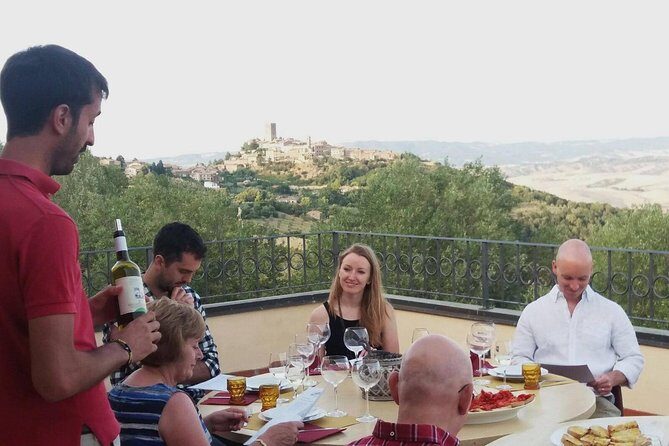Wine tasting and guided tour of the cellar - Standard tasting: 3 wines plus bruschetta with extra virgin olive oil