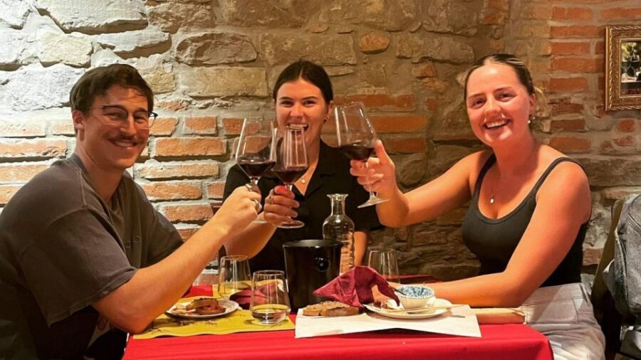Wine Tasting and Paring Class Guided Tour in Florence - Should you book this Florence wine pairing class?
