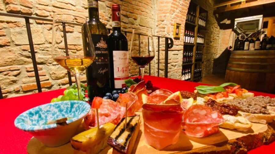 Wine Tasting and Paring Class Guided Tour in Florence - Price and value: what $58.32 buys you in Florence