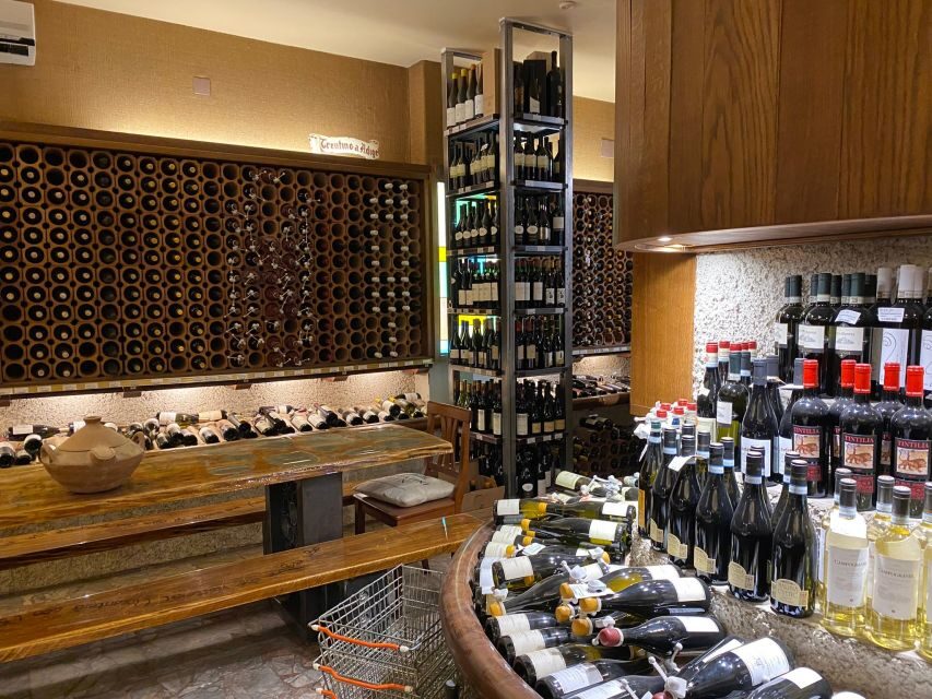 Wine Tasting Experience in Florence city centre - English explanations and how to get more out of them