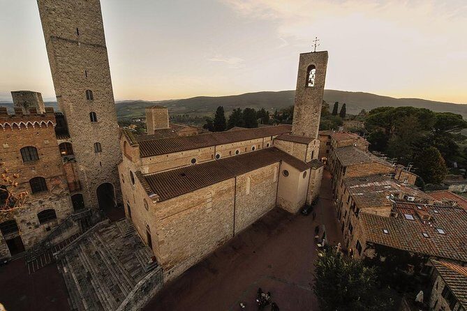 Wine Tasting & Tuscany Countryside, San Gimignano & Volterra - How the Day Actually Works: Pace, Bus Timing, and Comfort on Winding Roads